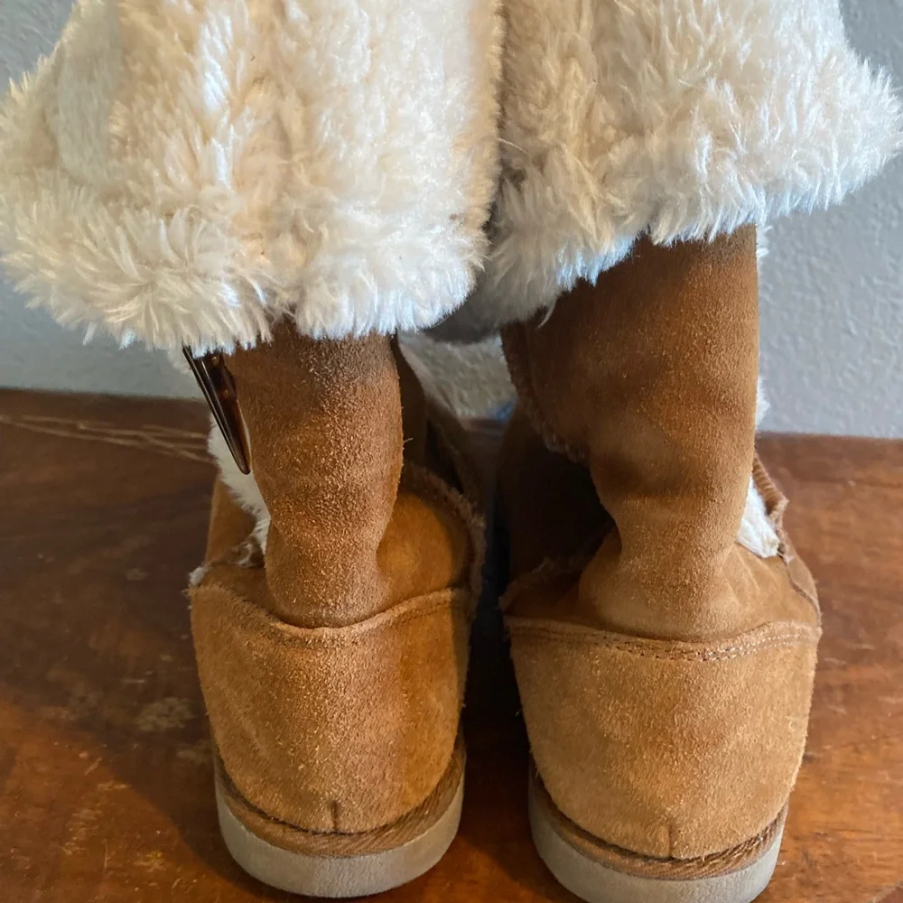 Cozy Tan Boots Lines with Fleece